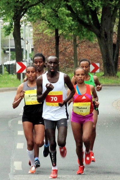 Marathon2012   051.jpg